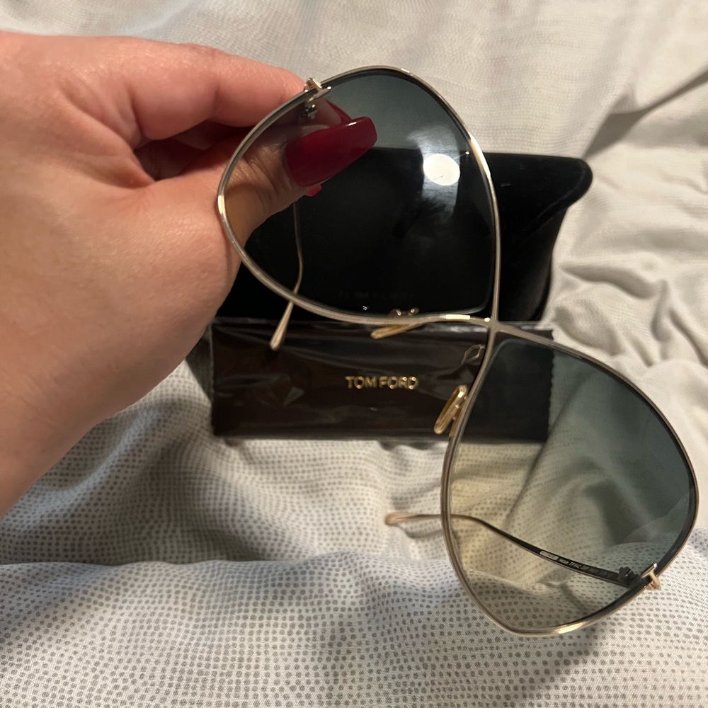 New with box and velvet case. Everything shown in pictures - Picture 2 of 9